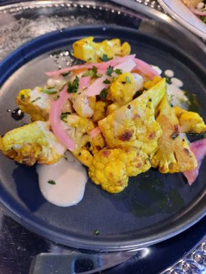 Cauliflower appetizer at Veggeez  in Waxhaw