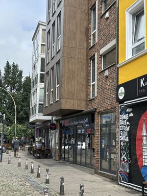 Das Restaurant existiert leider nicht mehr, dort ist nun ein anderes Restaurant, das leider nicht vegan ist.  at Vilai Vegan House in Hamburg