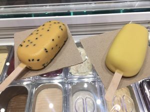 Passion-kalamensi et citron-thym  at Maison Gouin in Sete