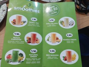 Carta de zumos at Cafeteria Riglos in Jaca