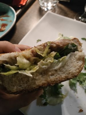 The inners contained lettuce, onion, a mayo and potato mash at Thomas Bistrot in Forio