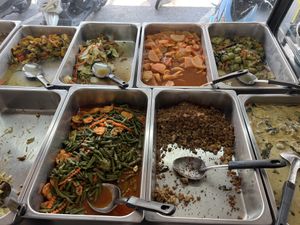 Example of food you can eat with ricee  at Tonson Vegan - ต้นสนอาหารเจ in Nakhon Pathom