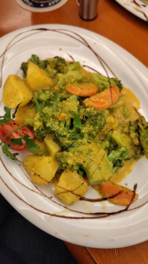 Brocoli curry at Im Literaturhaus in Nuremberg