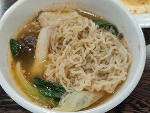 Noodles with Tom yam soup based at Dar Soo Vegetarian Cuisine Buffet 大素@大愿素食自助餐厅 - Jaya Shopping Centre in Petaling Jaya