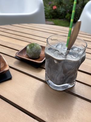 Sesame lattee  at Kitsuné & Tanuki in Colmar