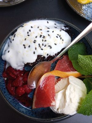 Sticky rice at Bodhi Vegan Living - St George in Hamburg