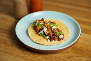 taco de alambre vegano at Roots in Mexico City