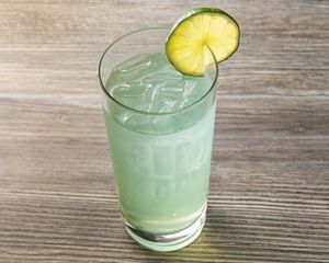 Mint Lemonade at Neek Vegan in Duluth