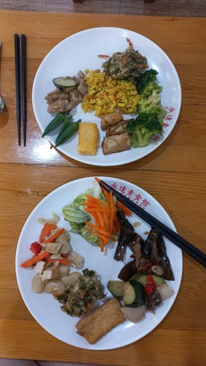my plate (bottom) was 73NT and partner's (top) was 66NT, we didn't get rice but from what I cam tell those are complimentary at YongDa Vegetarian in Penghu