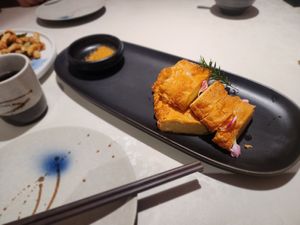 Crispy fried thousand layered tofu skin rolls at Liansu World in Beijing