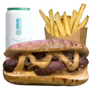 HotDog menù: Potato Bun, Hot dog, Plant Sauce, Caramelized Onion. Served with airfried chips and water at Plant Bun in Asti