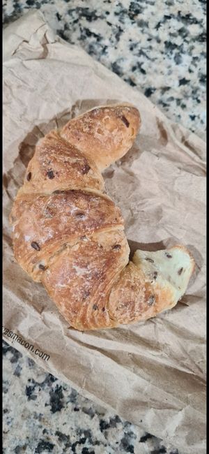 croissant at Risa Casa de Te in El Bolson