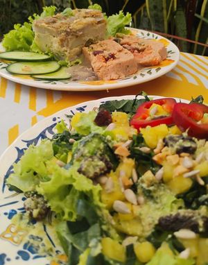 Menú de Navidad 2025
Rollo vegano navideño en salsa de coco y champiñones, pastel de papas, ensalada navideña at NADI in Cali