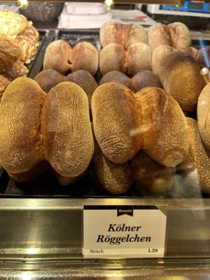 Kölner Röggelchen  at Bäckerei Merzenich in Cologne