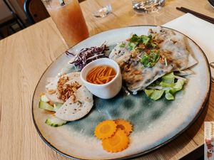 Bánh cuốn, rice pancakes with mushrooms and tofu at Bếp Việt in Paris