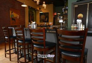 Flying Saucer's bar at Flying Saucer Pizza Company in Salem