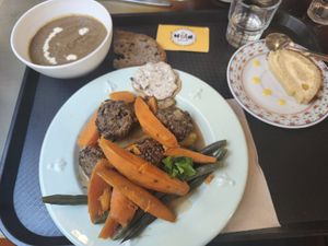 Noël VGN🎄🎅😋 at MIAM Collectif in Perpignan