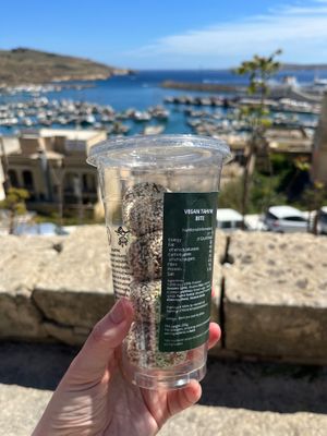 Choc chip cookies  at eeetwell  in Gozo