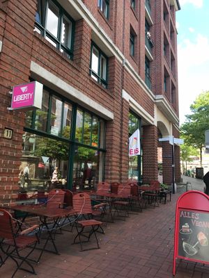 Exterior at Surf Shop Roastery in Hamburg