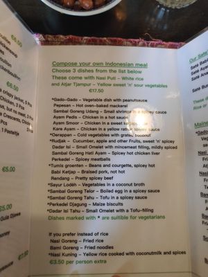 Menu of smaller dishes at De Jongens Van de Branding in Maastricht