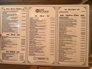 English menu  at Life is Good Cartagena in Bolivar