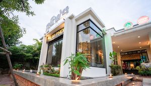 Exterior building at Phum Phor Coffee Restaurant in Sukhothai