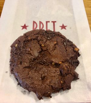 Dark chocolate almond butter cookie at SIN - Pret A Manger - T3 Transit in East Singapore