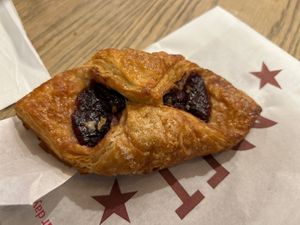 Very berry  croissant   at SIN - Pret A Manger - T3 Transit in East Singapore