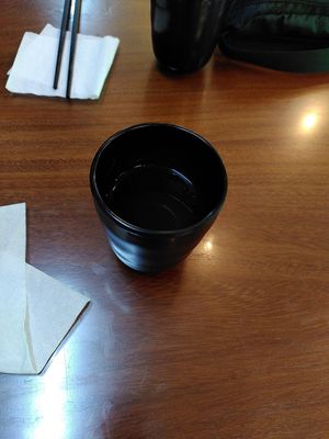 They offer free tea nd water at An Lac Tam - P1 in Da Lat