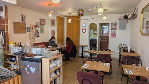  at Lion et Papillon in Tours