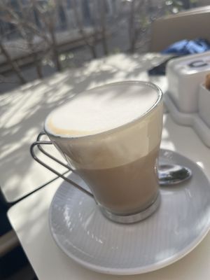 Cappuccino mit Sojamilch ☕️  at Regina di Coni in Olbia