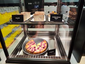 Desserts at Swing Kitchen in Zurich