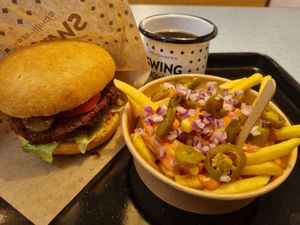 Zürich Burger & Hot Fries at Swing Kitchen in Zurich