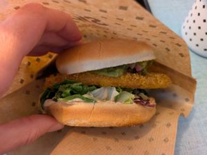 Avocado chick'n planty at Swing Kitchen in Zurich