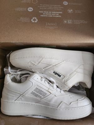  at MooShoes in New York City