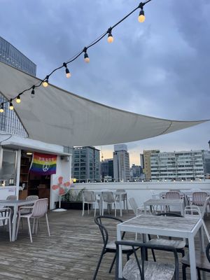   at On The Move in Seoul