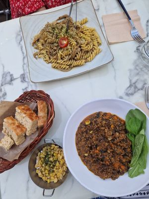  at On The Move in Seoul