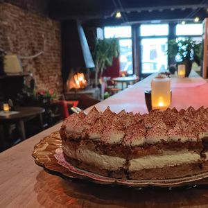 vegan tiramisu cake at De Salopette in Ghent