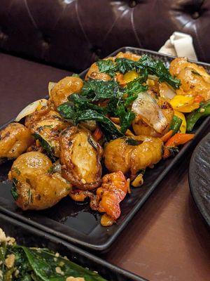 Vegan mushroom cashew nut with Kraprao Ginger sauce at Mercy Republic in Bangkok