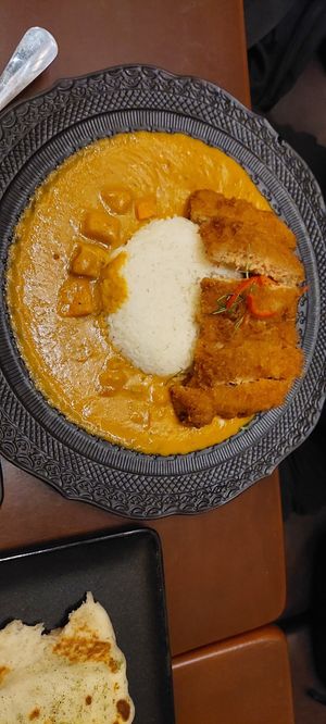 Tonkotsu panang curry at Mercy Republic in Bangkok
