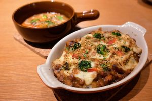 Vegan country-style vegetable and bean soup  and Vegan curry doria at Cuillere in Hatsukaichi