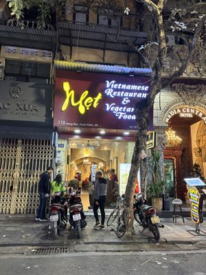   at MẸT Vietnamese Restaurant & Vegetarian Food - Hang Bac in Hanoi