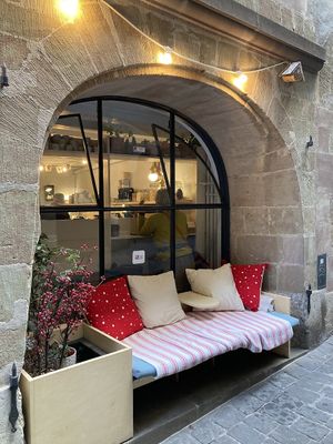 Exterior seating  at Bio Fred in Geneva