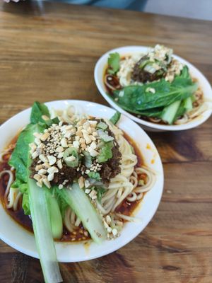 Dan Dan mian ~ Mar 25 at Su Shan Mian - 素山面素食 - 文殊院店 in Chengdu