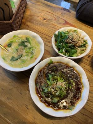   at Su Shan Mian - 素山面素食 - 文殊院店 in Chengdu