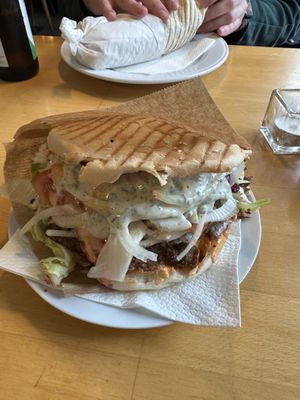 Non ricordo come si chiama, so solamente che era buonissimo   at Vegöner - Süd  in Nuremberg