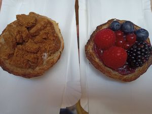 Specolous and wild fruits flavours at Lis'bom in Hamburg