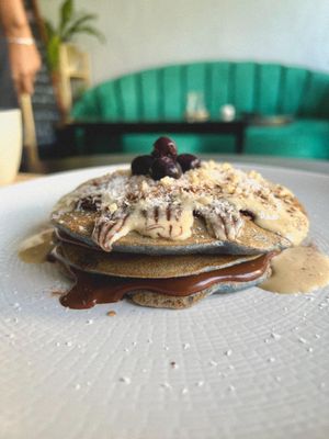 Blue pancake with chocolate spread and peanut butter for the best combination at O Baba Vegan in Denpasar