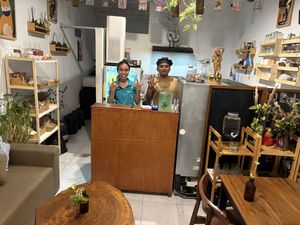 These 2 wrapped my forgotten phone up as a takeout order and had it delivered to my hotel in less than 1 hour. They are an awesome asset to O Baba!🙏🏼🙏🏼🙏🏼🙏🏼 at O Baba Vegan in Denpasar