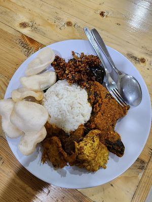 Nasi ikan gulai+ ayam gulai+ oreg tempe at Ellegan Cafe Express in Tangerang